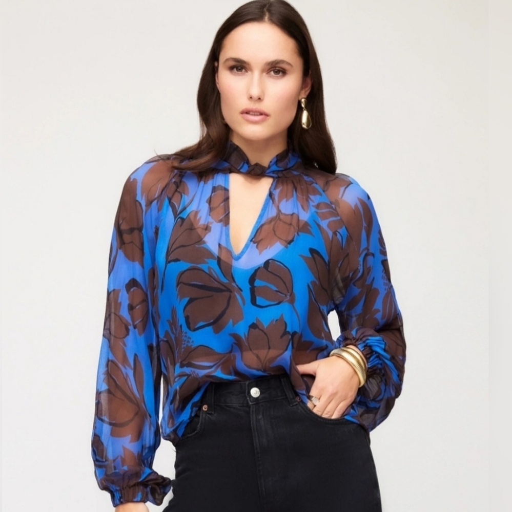 Fifteen Twenty Elegant Blue Floral Sheer Women's Top